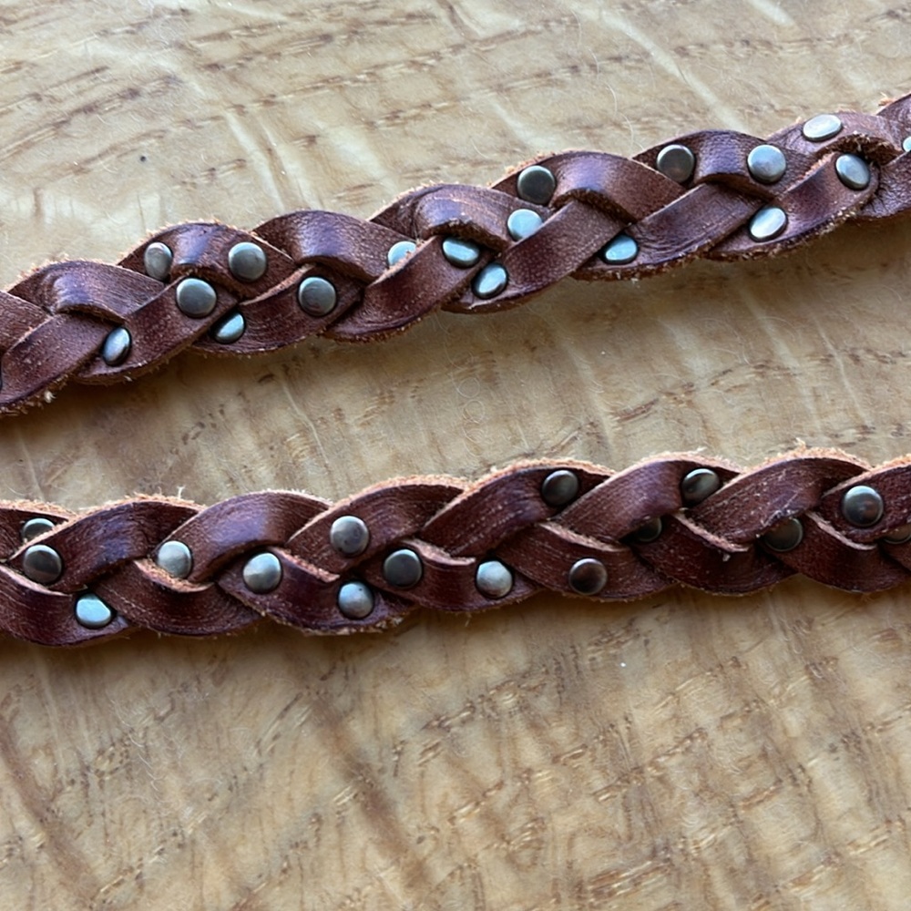 Sam Brown genuine leather silver toned studded belt - Picture 4 of 4